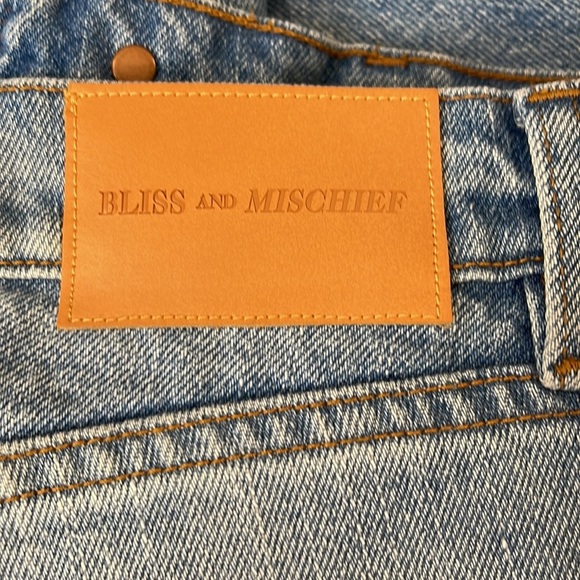 Bliss and Mischief Peace Sign Patch Embroidered Denim Jeans Size 25 NWOT - RARE! - Picture 12 of 12